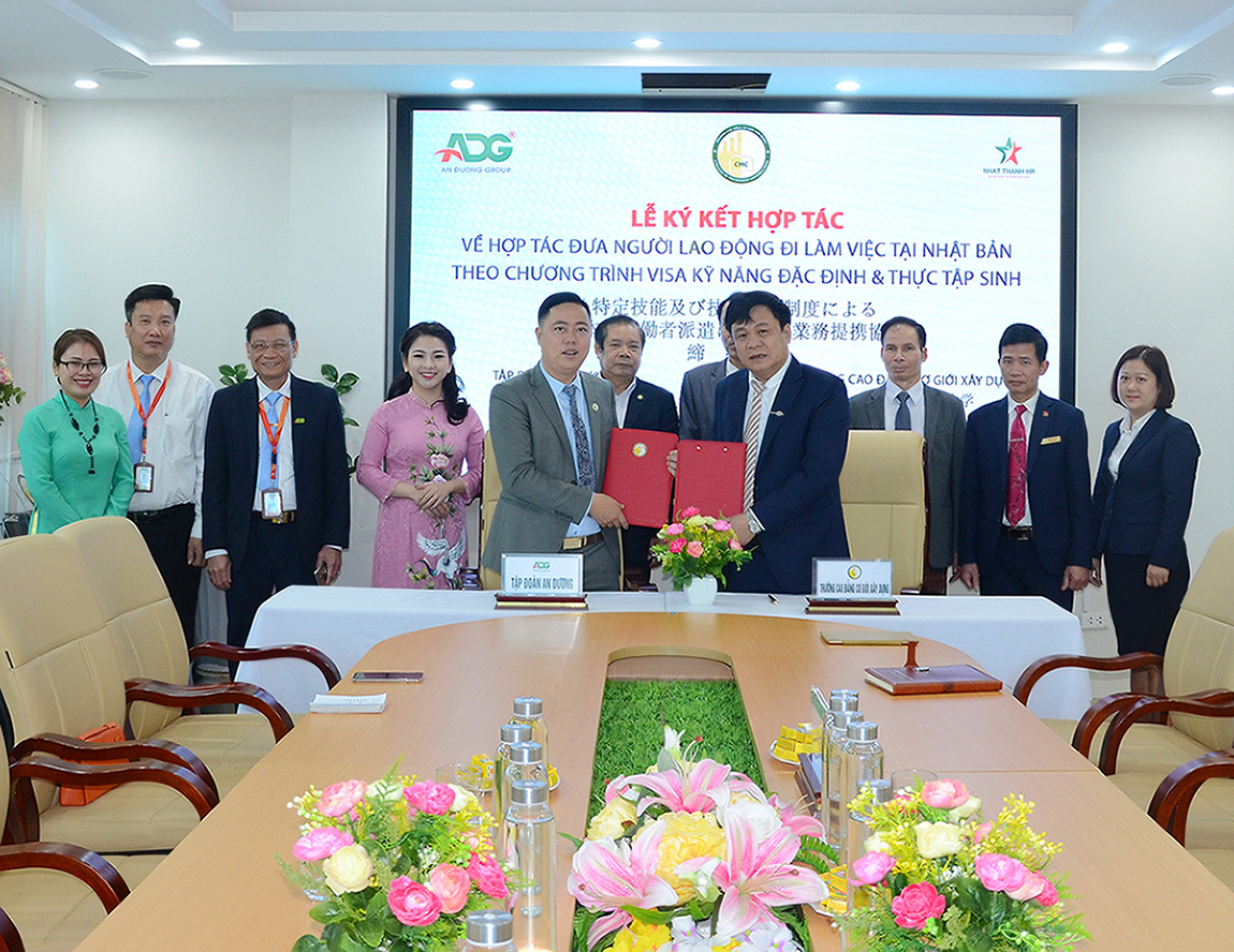 Lễ ký kết hợp tác giữa Tập đoàn An Dương (ADG) và Trường Cao đẳng Cơ giới Xây dựng (CMC)
