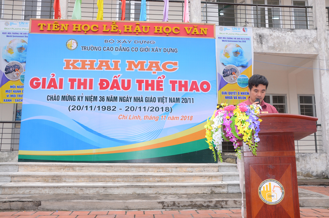Công đoàn trường Cao đẳng Cơ giới Xây dựng tổ chức hoạt động thể thao chào mừng kỷ niệm 36 năm ngày Nhà giáo Việt Nam (20/11/1982-20/11/2018)